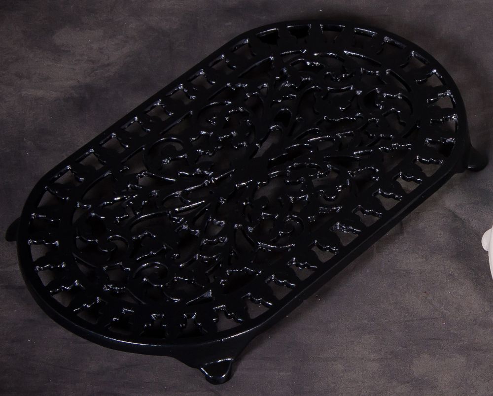 “Parslow House” Cast Iron Trivet  “Parslow House” Cast Iron Trivet