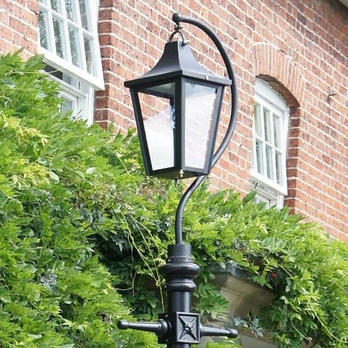 "Lincoln" Black Swan Neck & Lamp Post 5m 