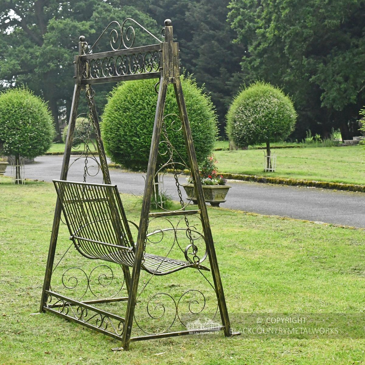 Black and gold finished garden metal swing seat