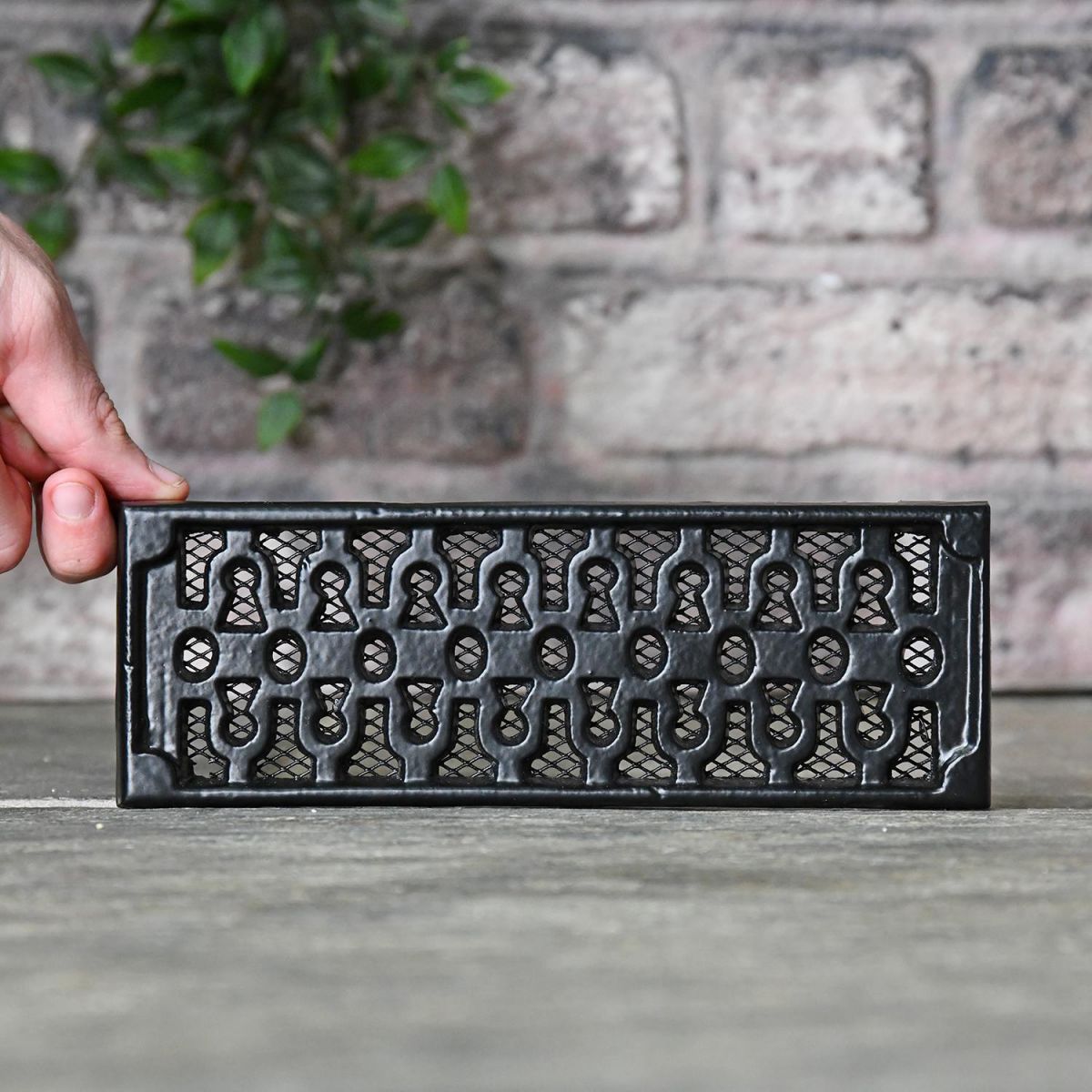 Black Cast Iron "Keyhole Pattern" Air Brick to Scale