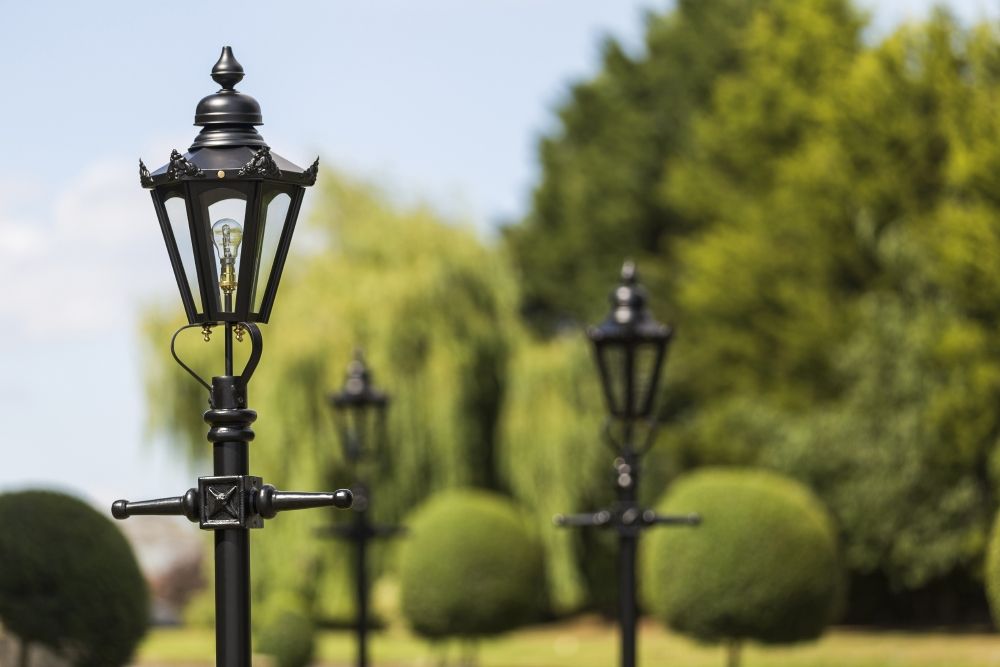 Black Concordia Hexagonal Lamp Post & Lantern Set 2.3m 