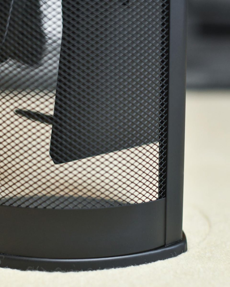 Close-Up of Integral Mesh on Three-Piece Companion Set Close-Up of Integral Mesh on Three-Piece Companion Set