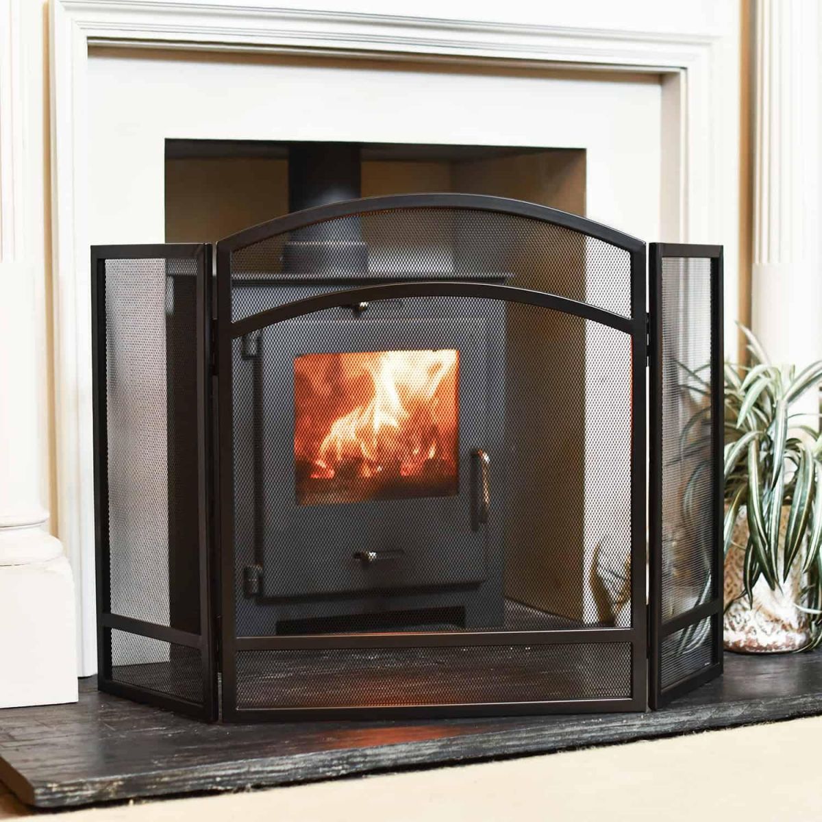 Black Curved Three Fold Fireguard Black Curved Three Fold Fireguard