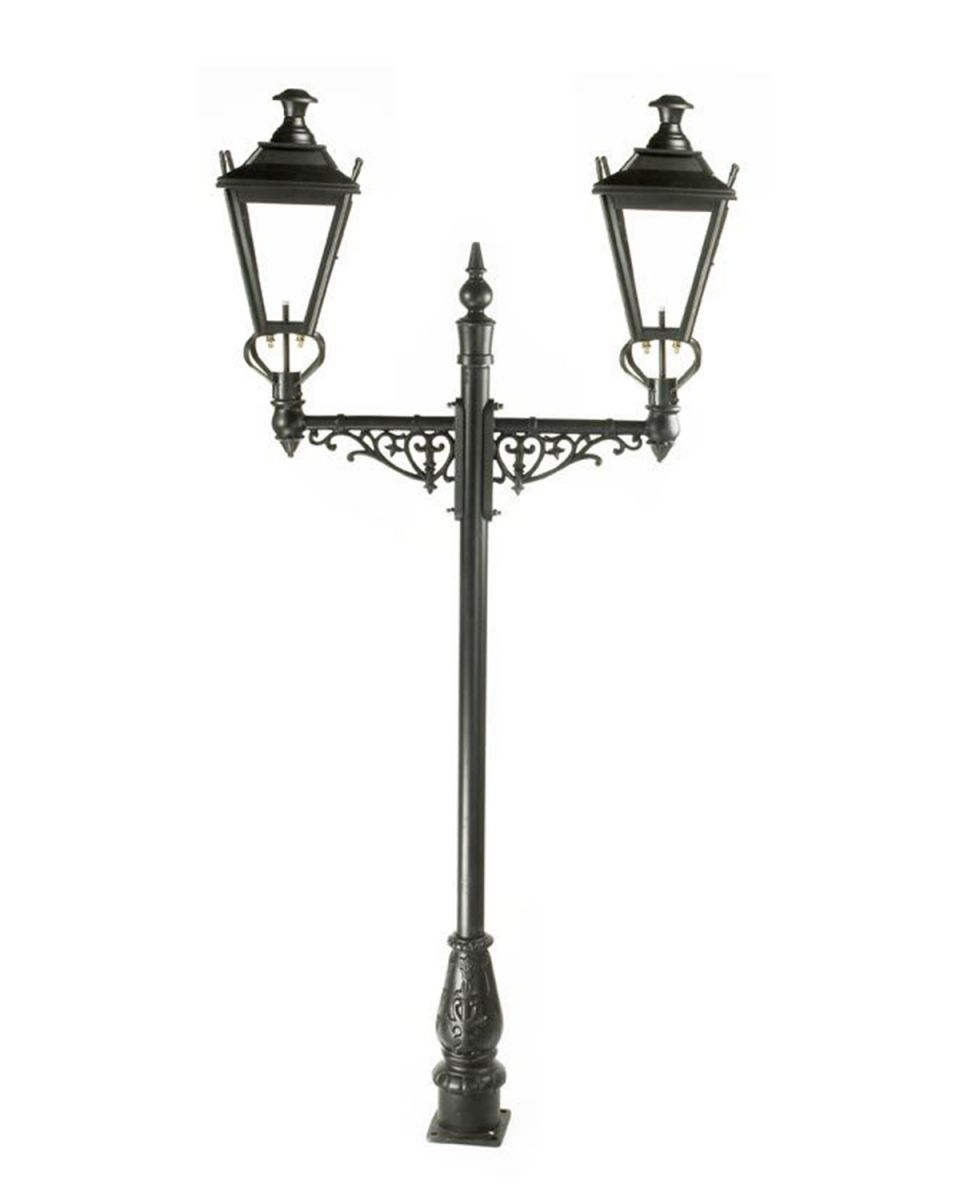 Double Headed Dorchester Lamp post in Black