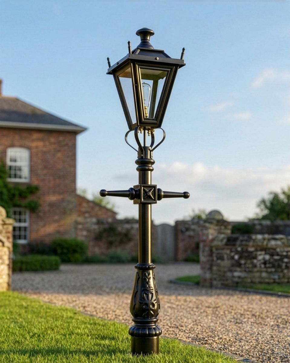 Black Dorchester Miniature Lamp Post - 1.5m digital illustration