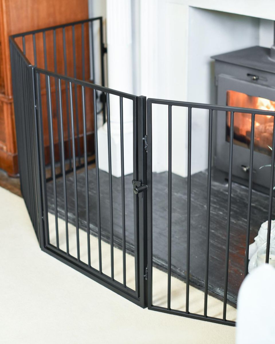 Traditional Nursery Guard in Situ by the Fire Place