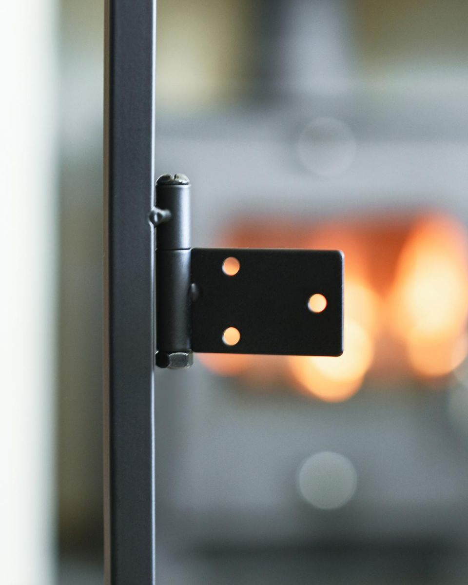 Fixing Plate on the Sides of the Panel Fire Guard