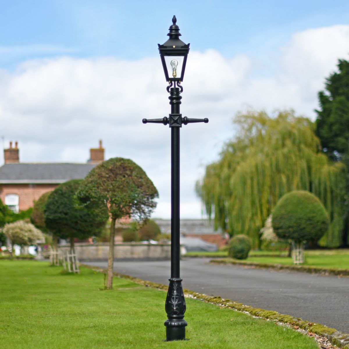 Black Harrogate Lamp Post Set - 2m