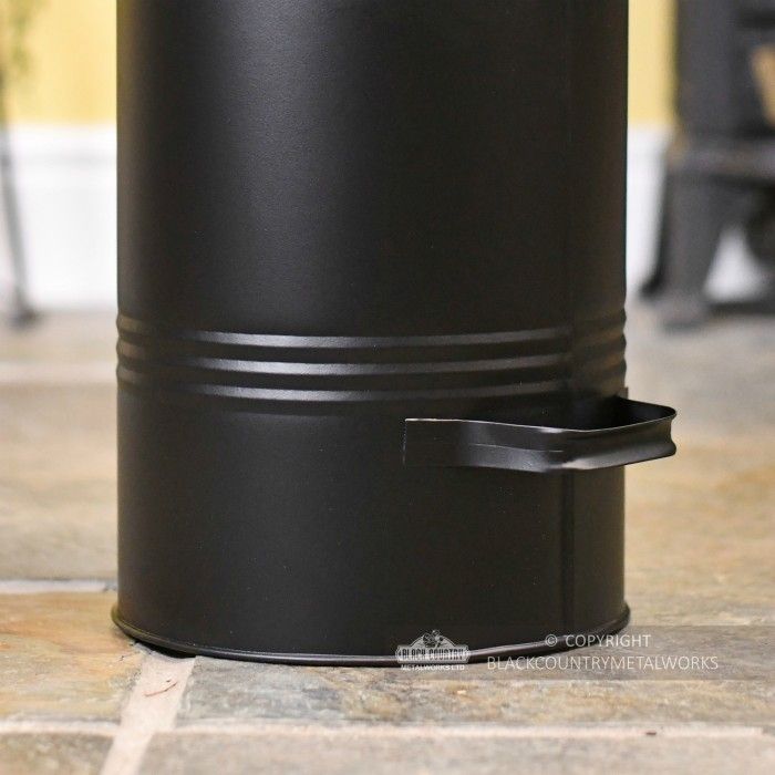 Base Of Black Modern Simplistic Coal Hod Base Of Black Modern Simplistic Coal Hod