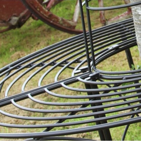 Close-up of the Black Finish on the Tree Seat