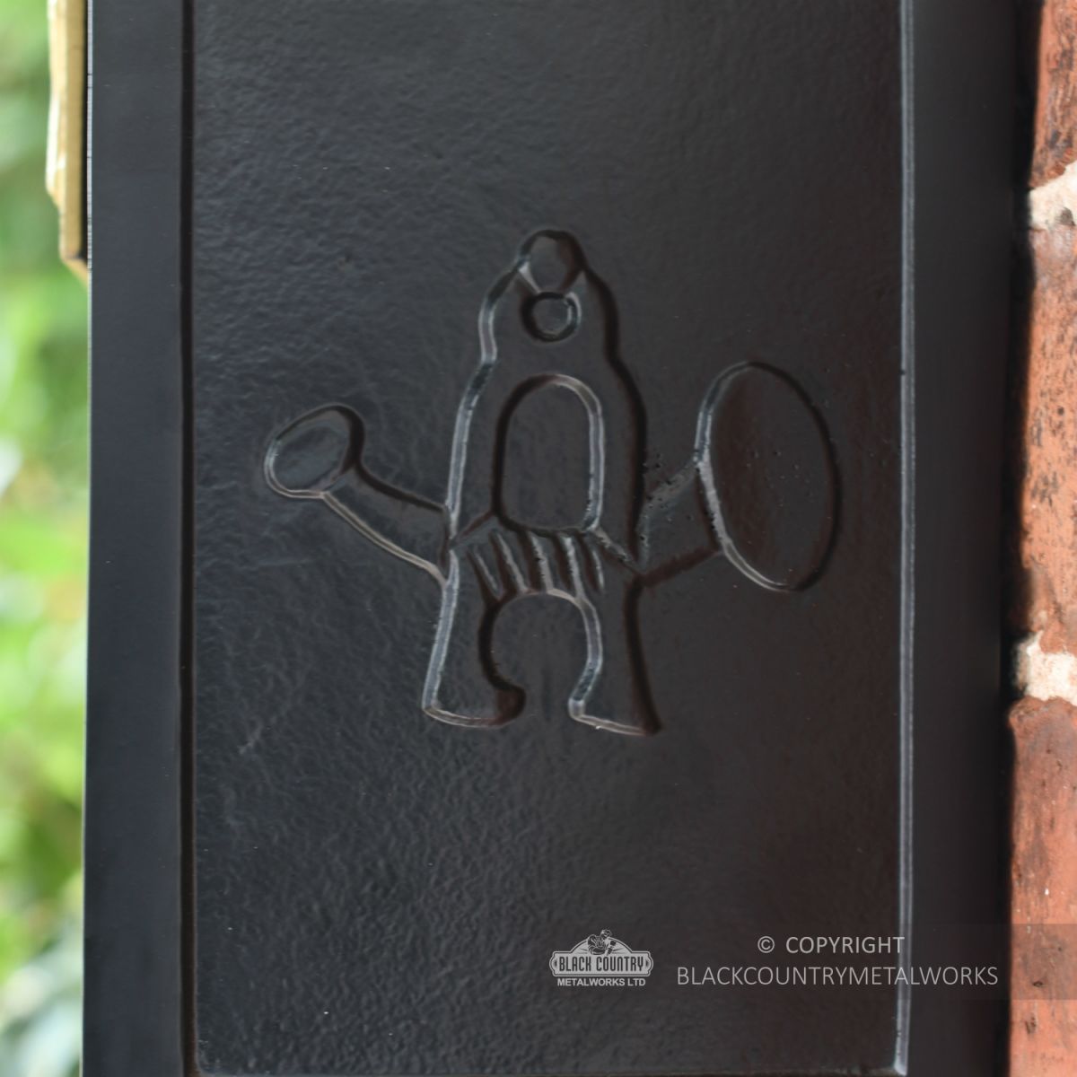 Black Suffolk Post or Parcel Box Detailing Close Up Black Suffolk Post or Parcel Box Detailing Close Up