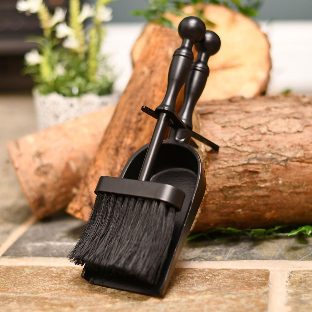 Black Traditional Pan and Brush Set