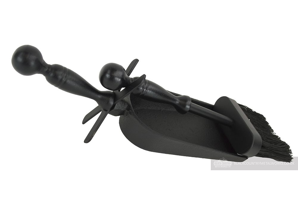 Black Traditional Pan and Brush Set