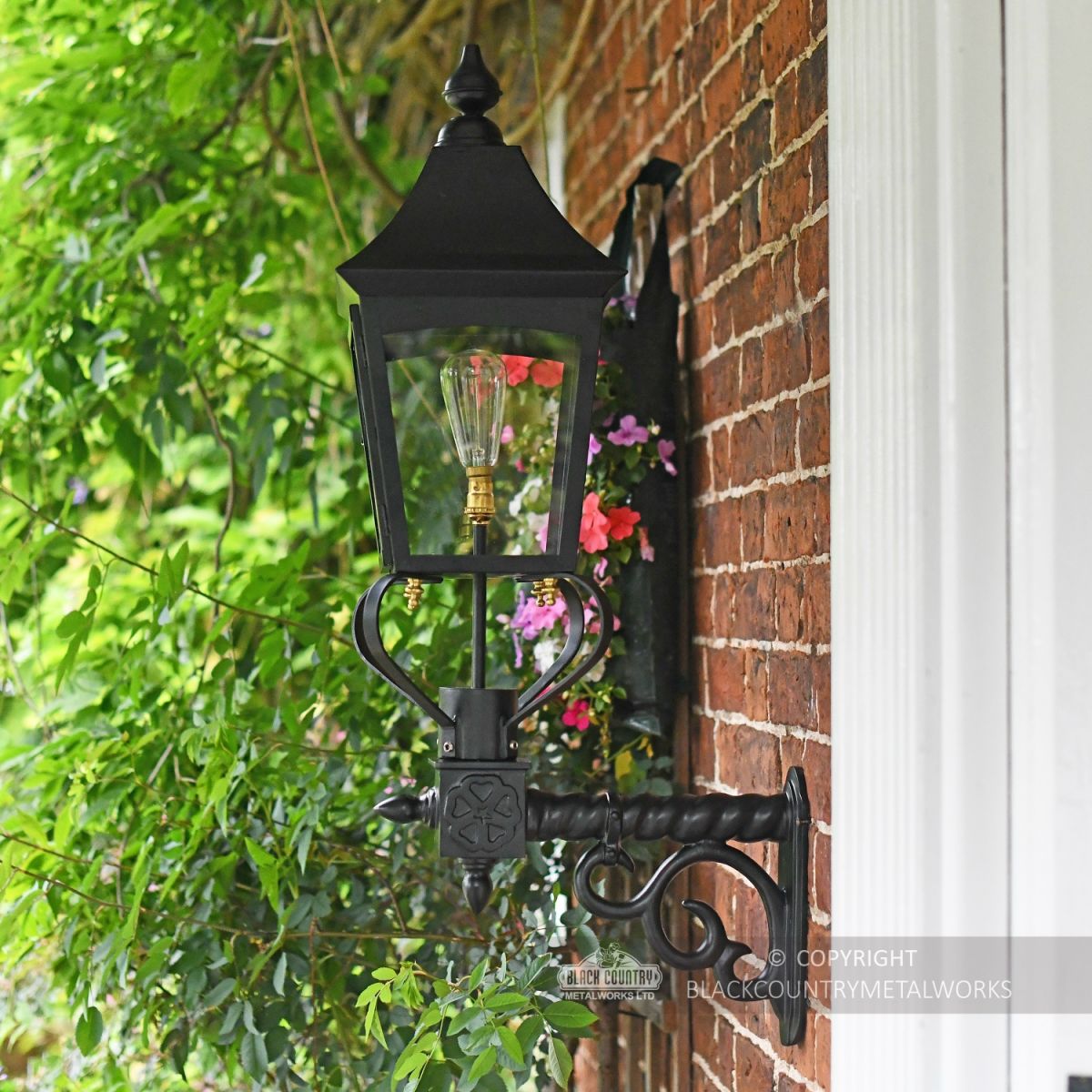 Black Traditional Victorian Porch Wall Light Side On View
