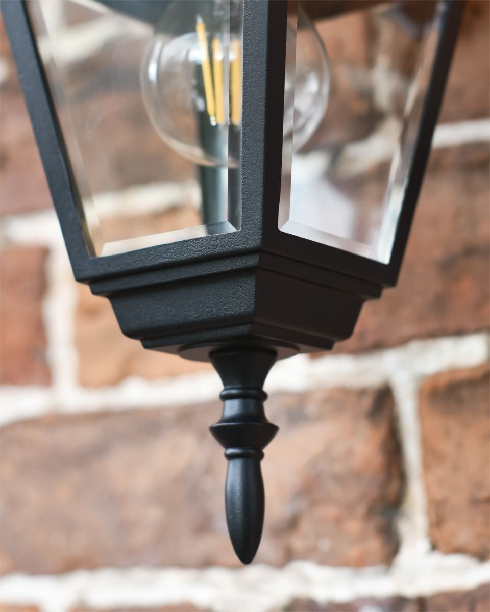 Bulb in Glass Panel Traditional Light with Bottom Finial 