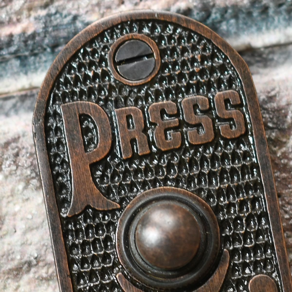 Detailed image of Cast press wording Detailed image of Cast press wording