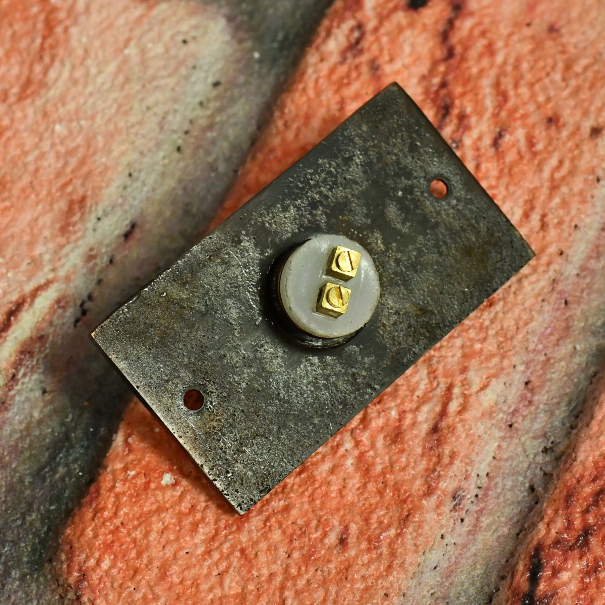 back of bell push terminals for wiring