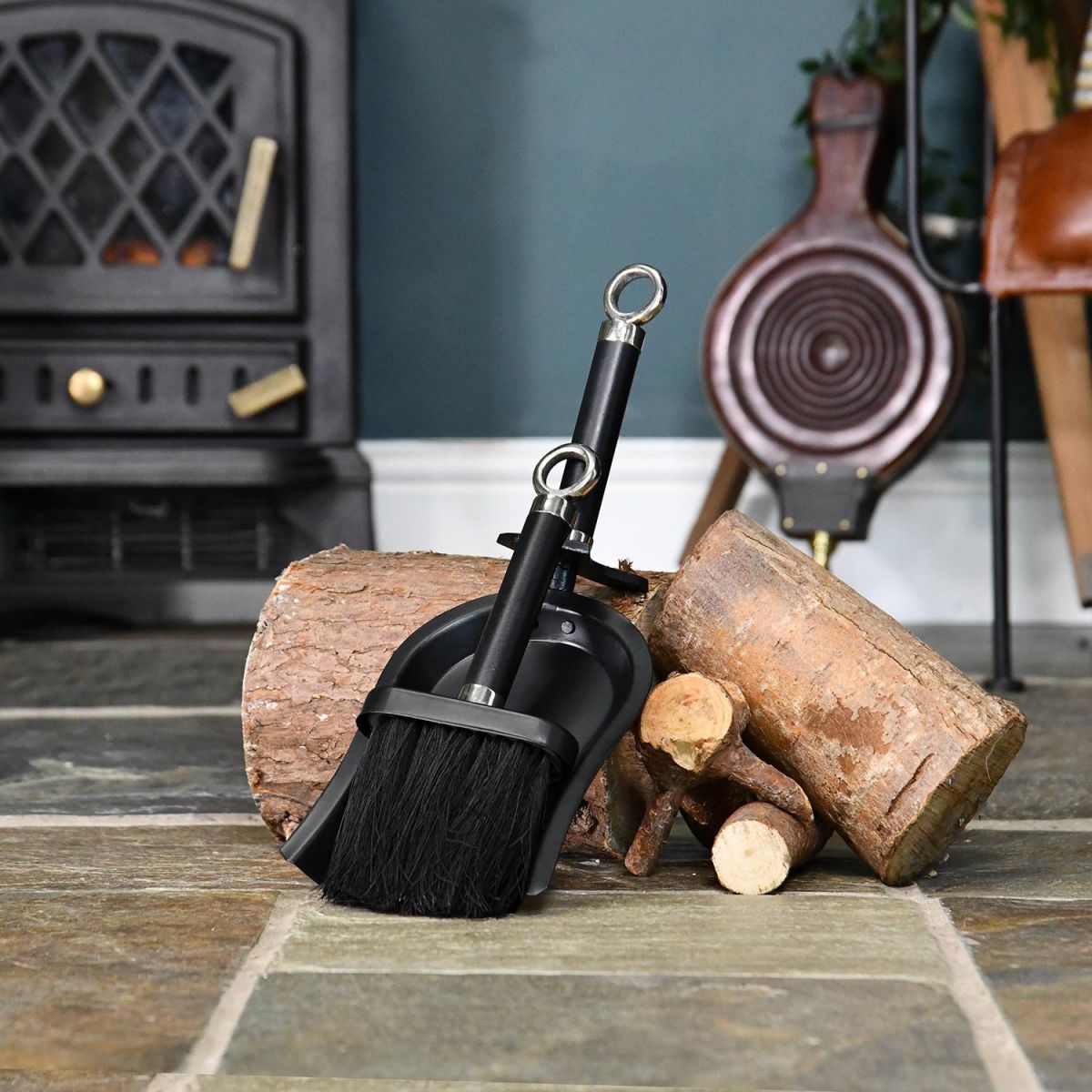 Iron Shovel and Brush Finished in Bright Chrome and Black Iron Shovel and Brush Finished in Bright Chrome and Black