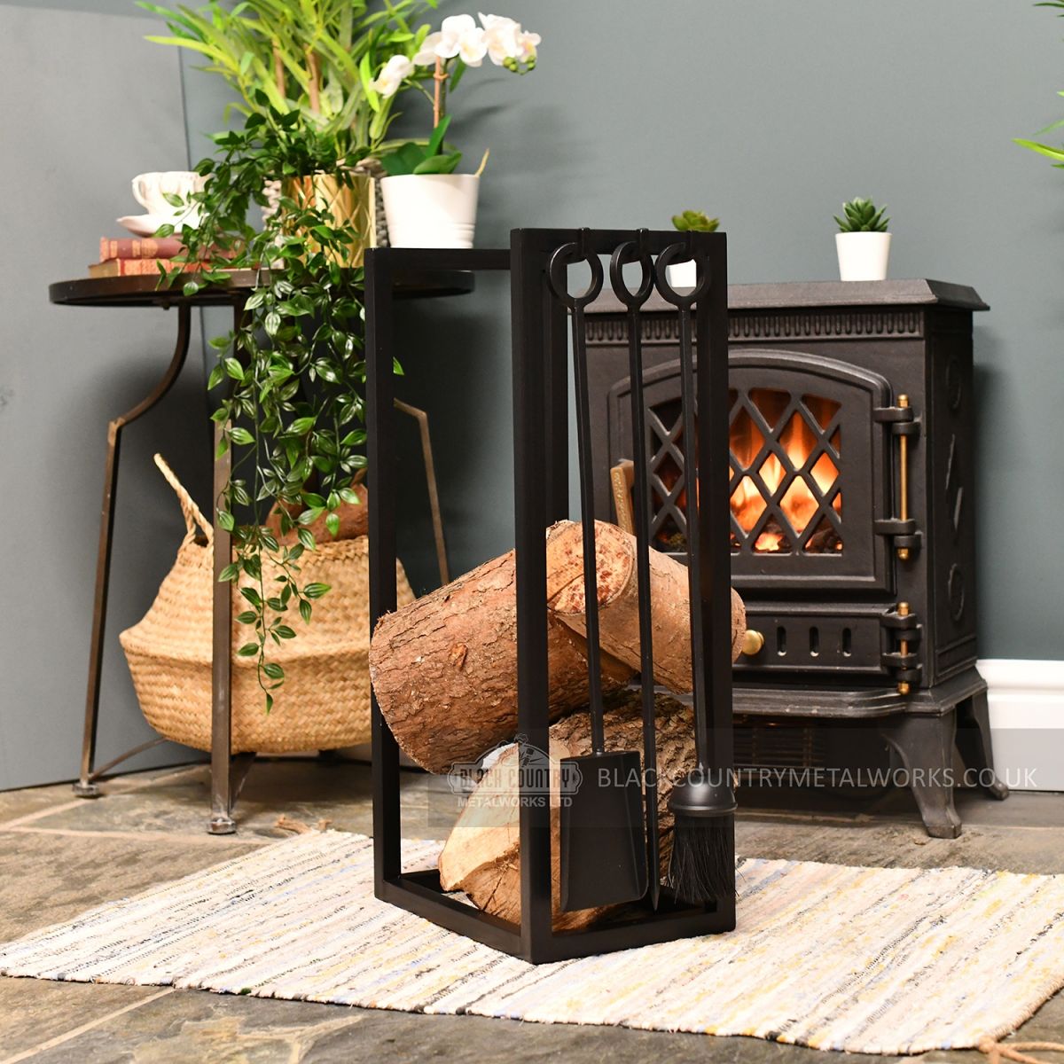 "Brispmore Avenue" Log Holder Finished in Black