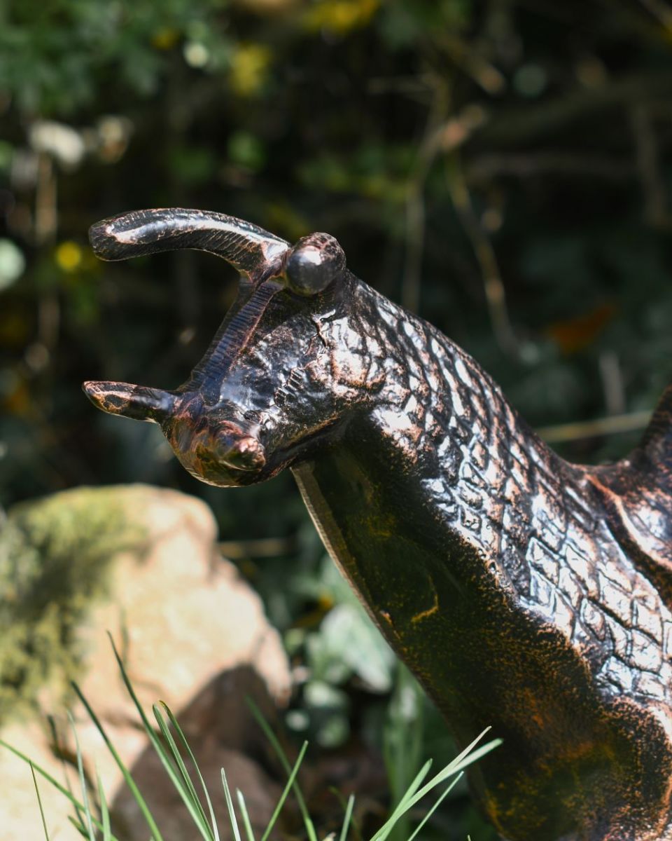 Close up of sculpture"s head