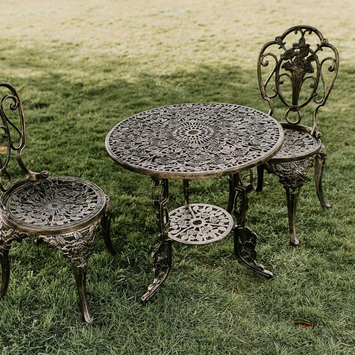 "Rosebud" Set in Brushed Gold 