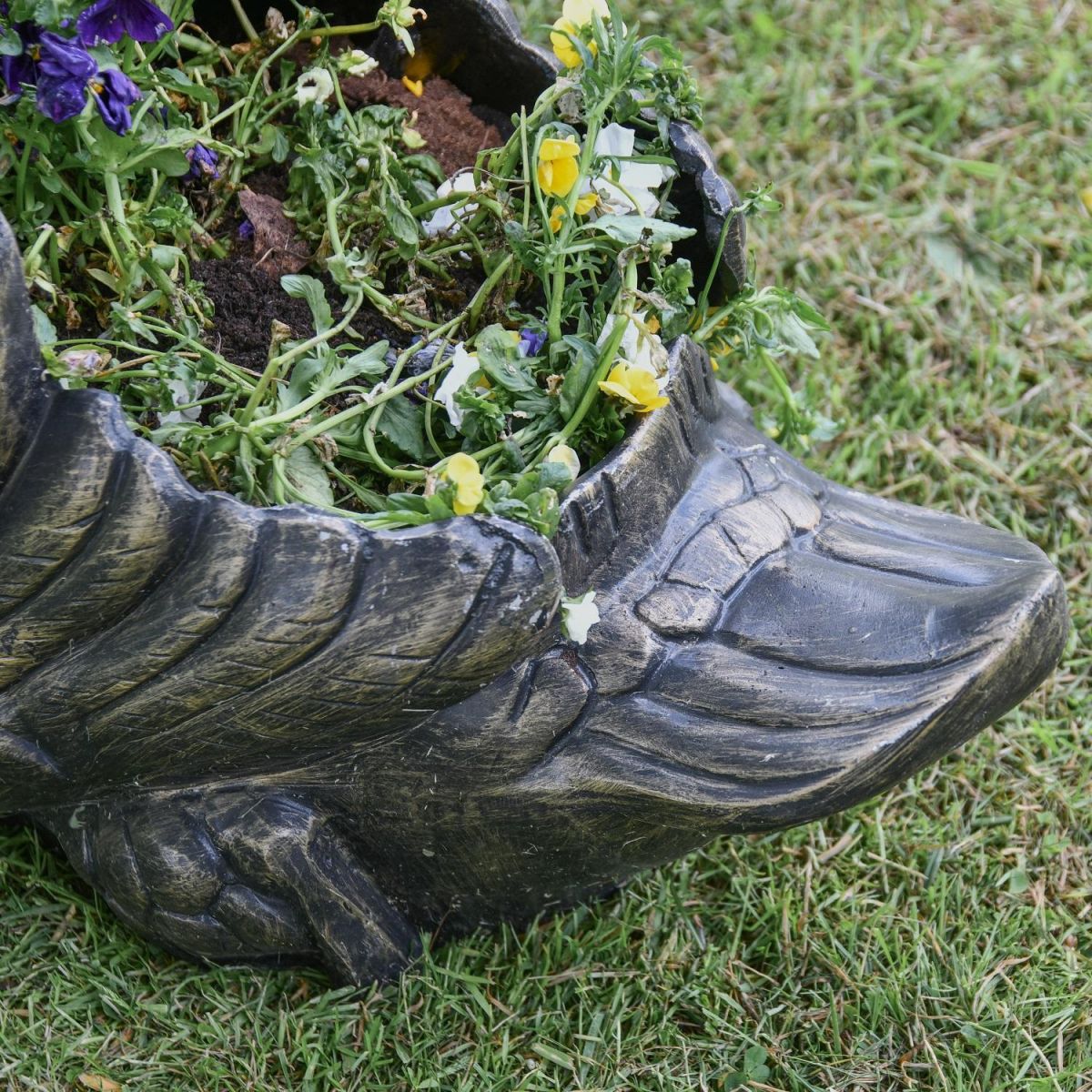 Rear view of Brushed Gold Swan Tail Rear view of Brushed Gold Swan Tail