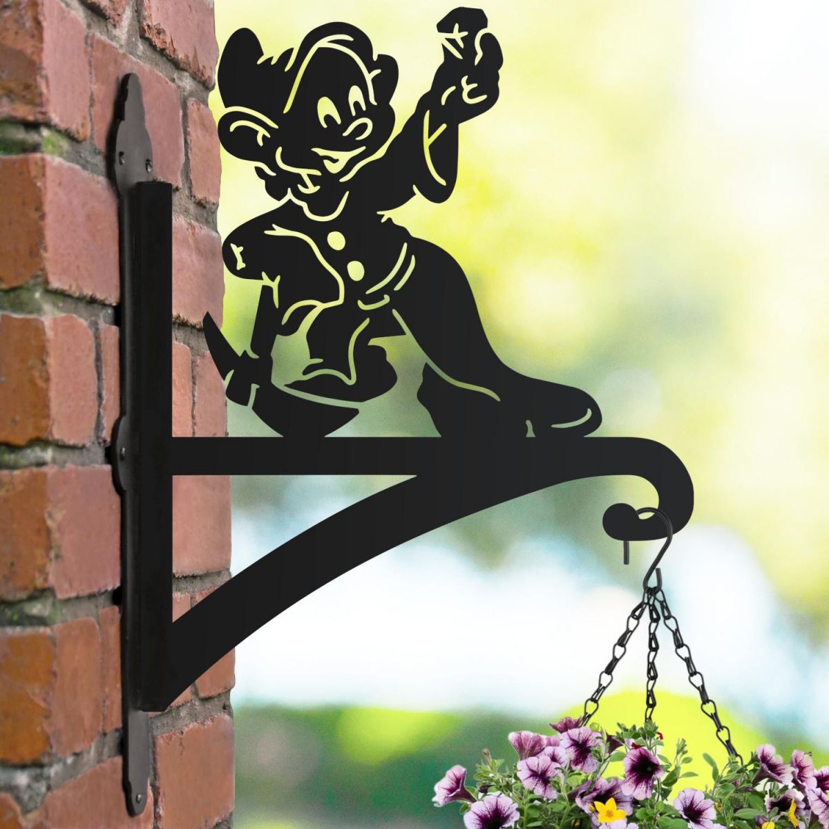 Cartoon Hanging Basket Bracket with "Diamond Wielding" Dwarf Motif Cartoon Hanging Basket Bracket with "Diamond Wielding" Dwarf Motif
