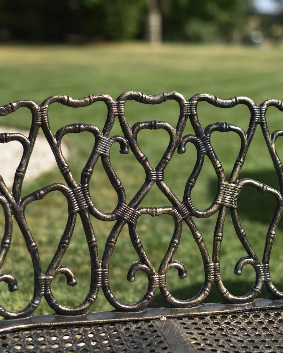 Close-Up of Lasso Rope Love-Heart Design Close-Up of Lasso Rope Love-Heart Design