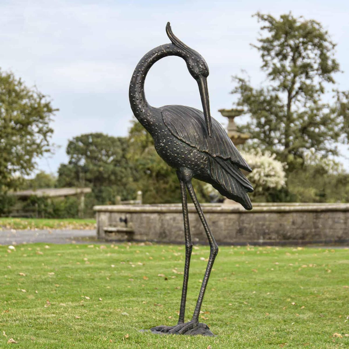Cast Aluminium Freestanding "Titan" Heron Garden Sculpture - Head Down Cast Aluminium Freestanding "Titan" Heron Garden Sculpture - Head Down