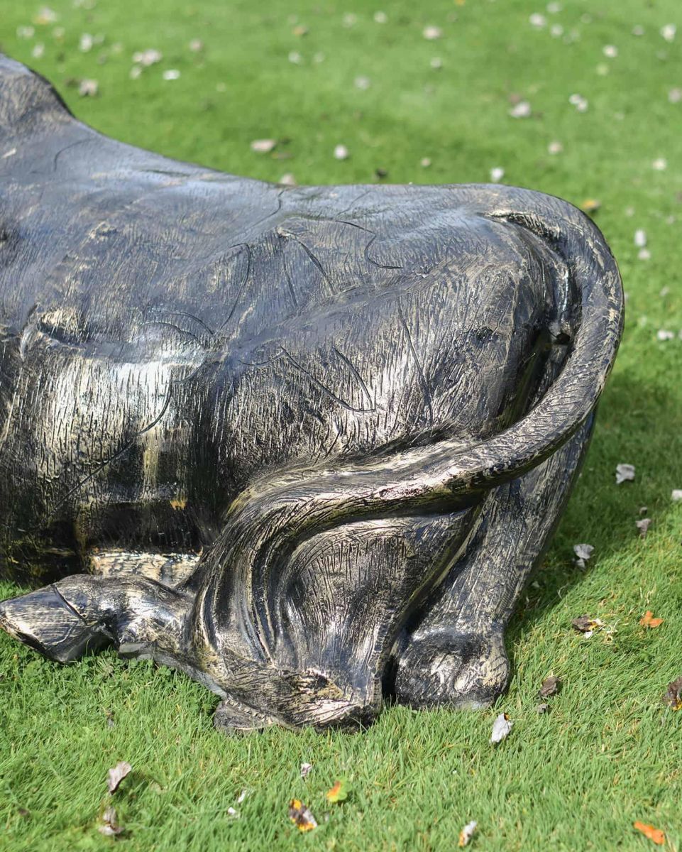 Close-Up of Antique Gold Finish