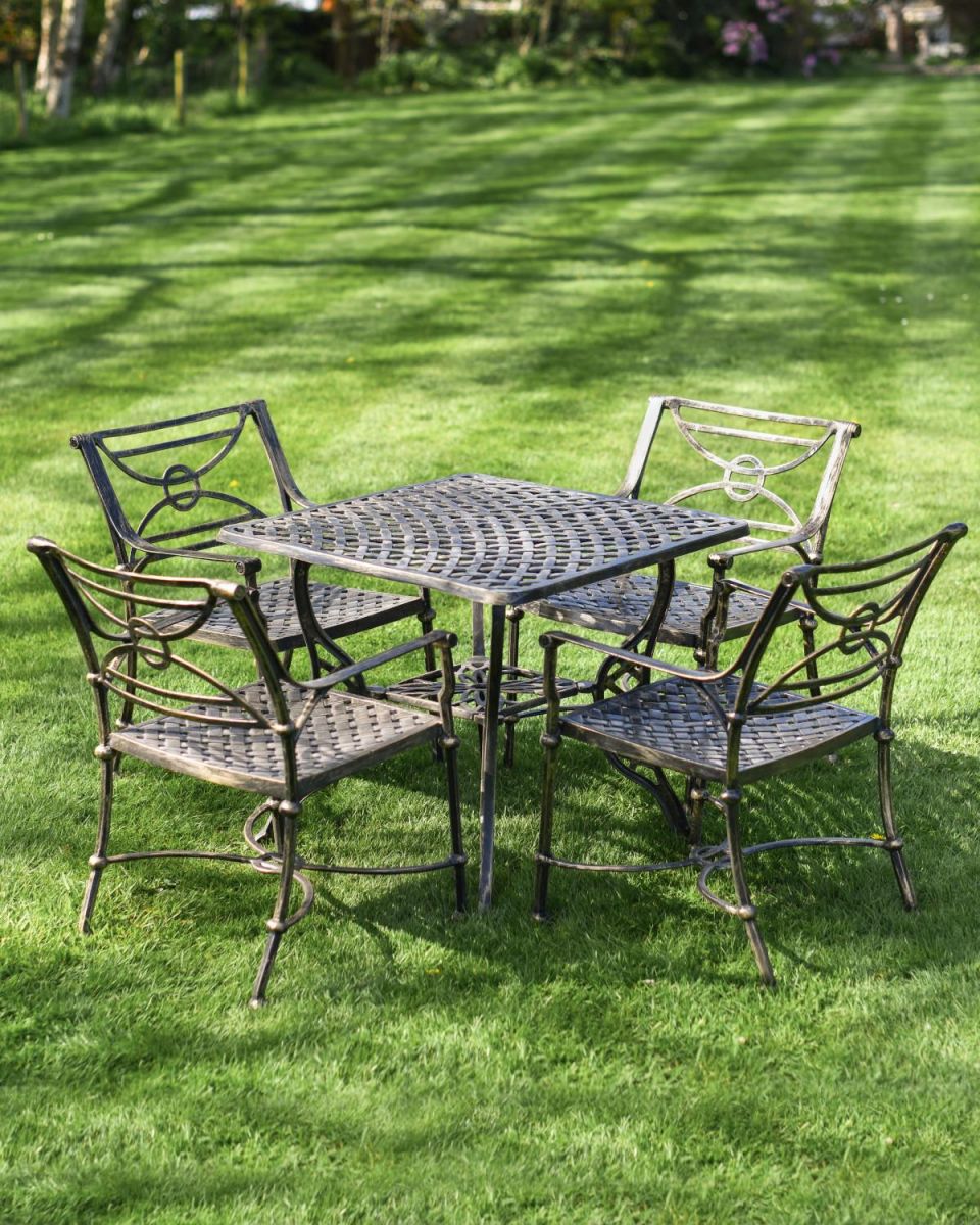 Cast Aluminium "Summer Sunshine" Four Seater Table & Chair Set in Situ