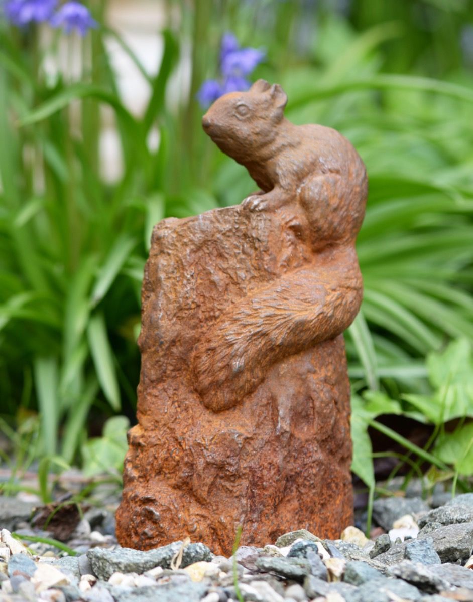 Rustic Cast Iron Squirrel on Log Garden Sculpture