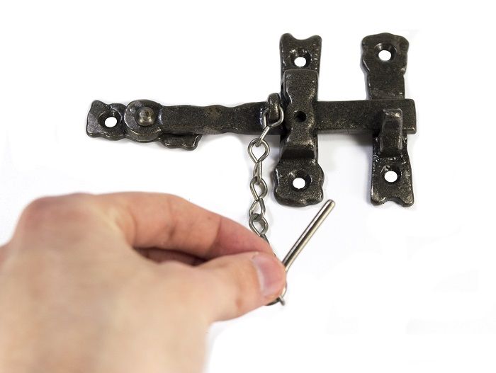 "Tilsmere Lodge" Cast Iron Thumb Gate Latch