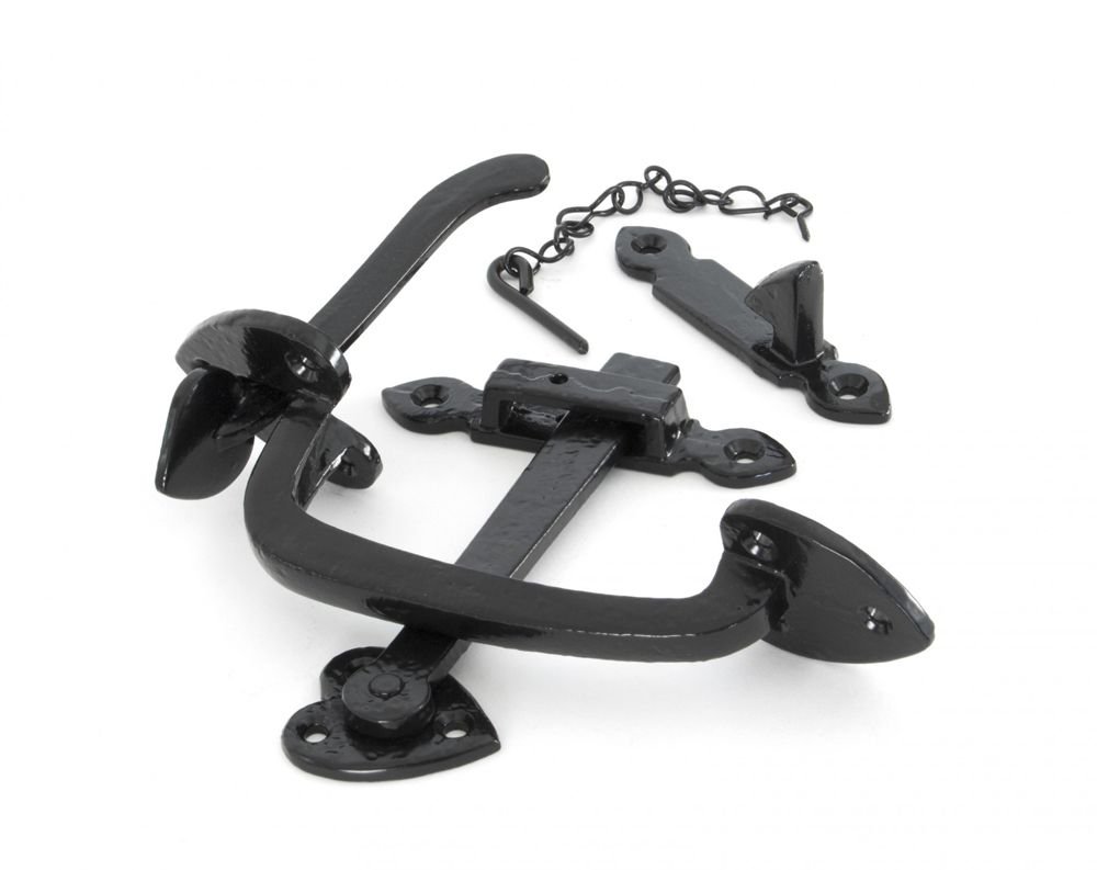 Cast Iron Thumb Latch & Chain Cast Iron Thumb Latch & Chain