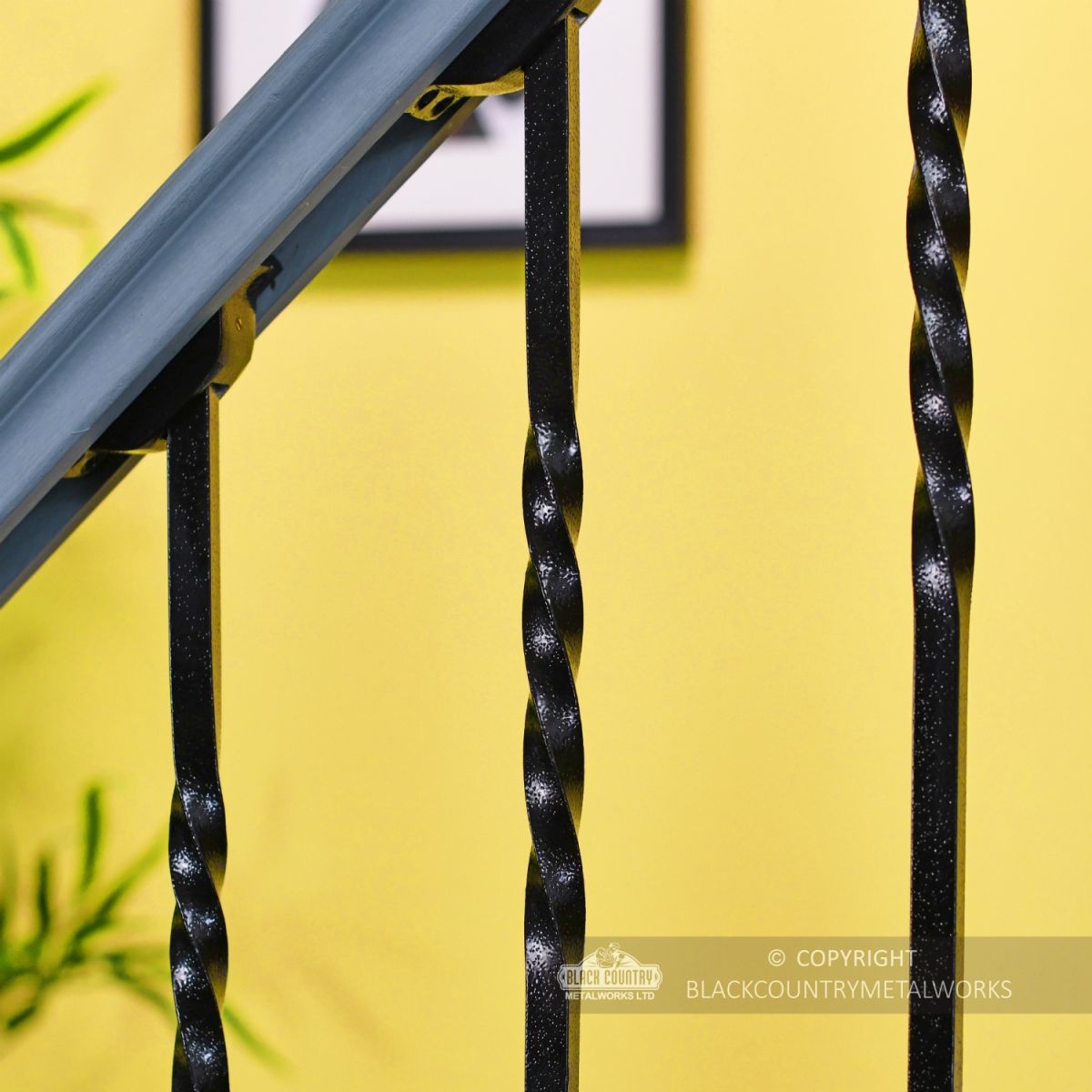 "Cavendish" Double Fine Twist Stair Spindle