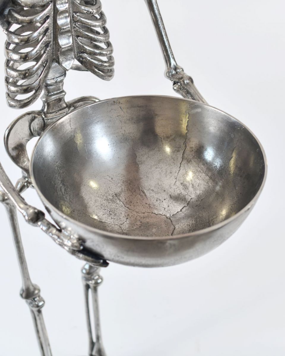 Chrome Skeleton Bowl Close up