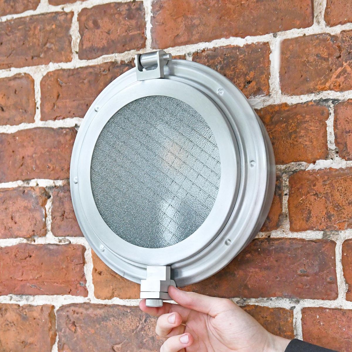  Classic Bulk Head Style Wall Mounted Light to Scale