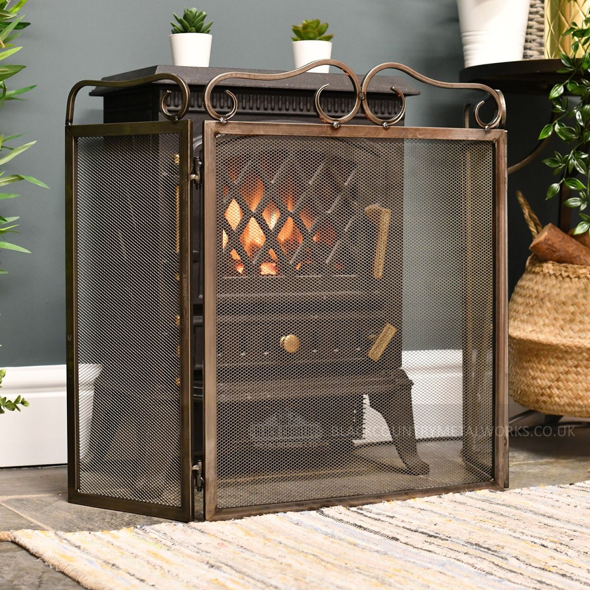 Rustic Ornate Fireguard in Sittu Rustic Ornate Fireguard in Sittu