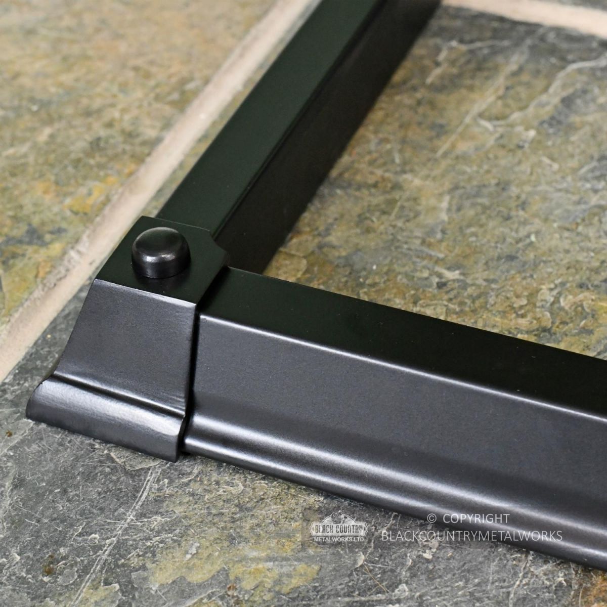 Close-up of the Simplistic Black Design