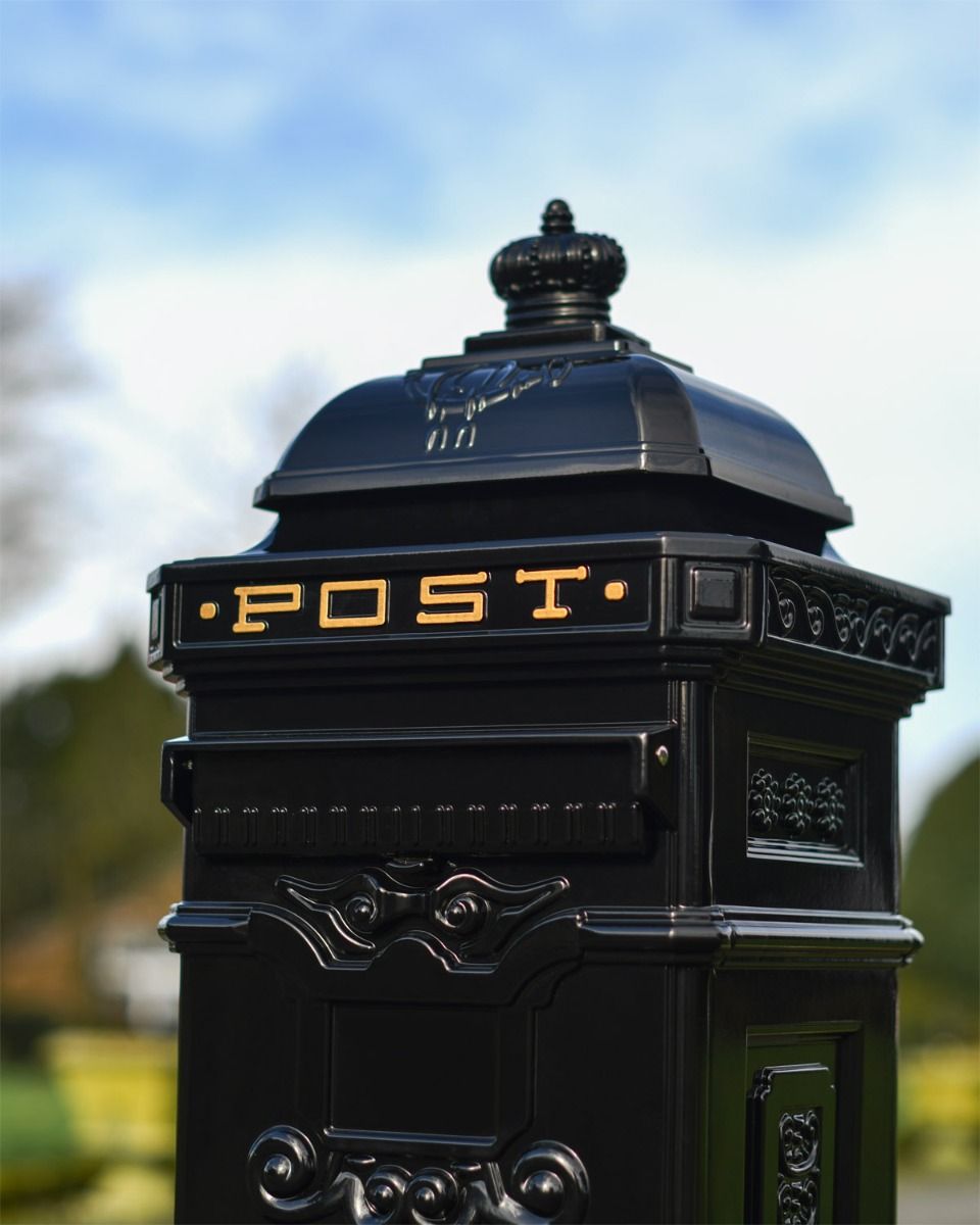 “Raventree” Deluxe Black Camden Free Standing Post Box “Raventree” Deluxe Black Camden Free Standing Post Box
