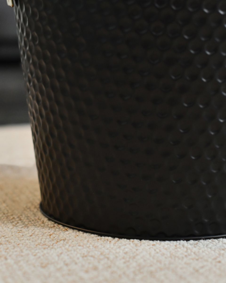 Close Up Of The Details On The Steel Log Bucket