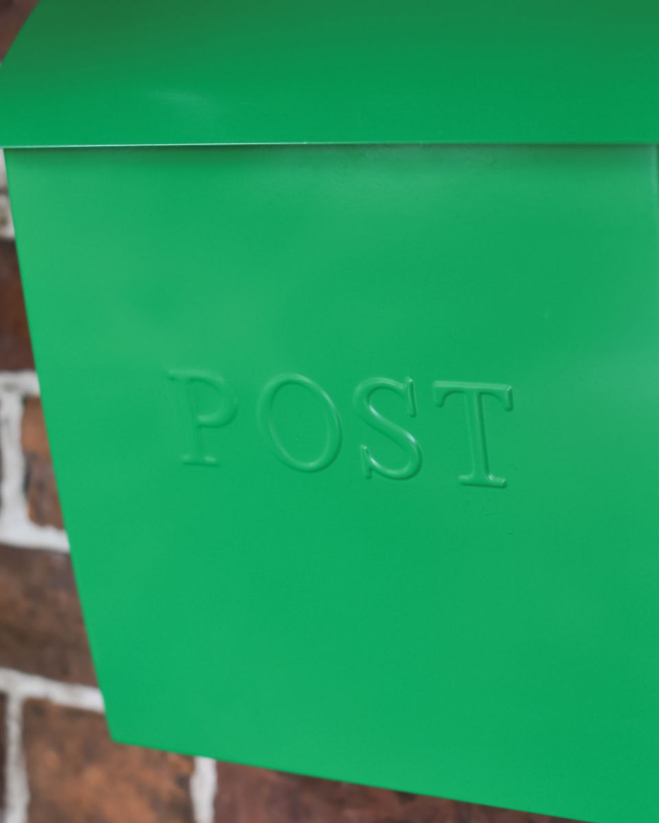 Post Motif On The modern Wall Mounted Post Box