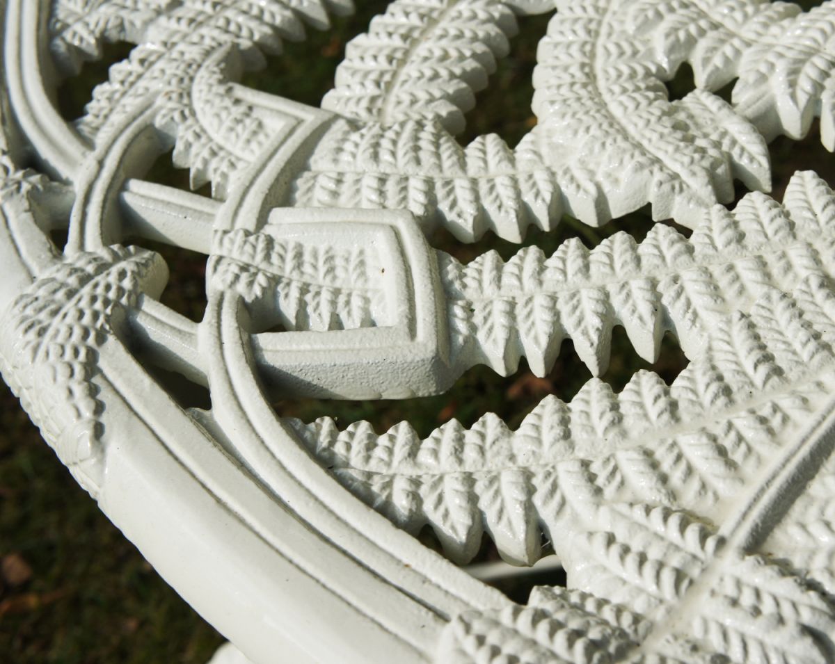 "Fernwood Forest Coalbrookdale" Tree Seat