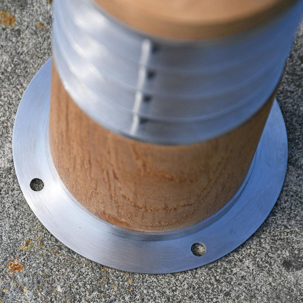 View of the round Steel Base