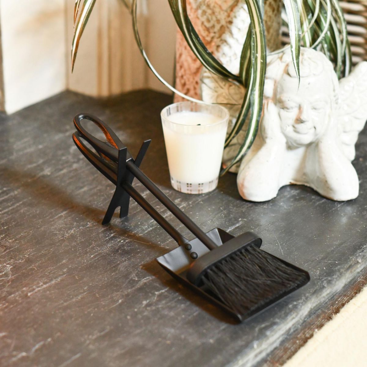 Contemporary Brush and Pan Set with Stand