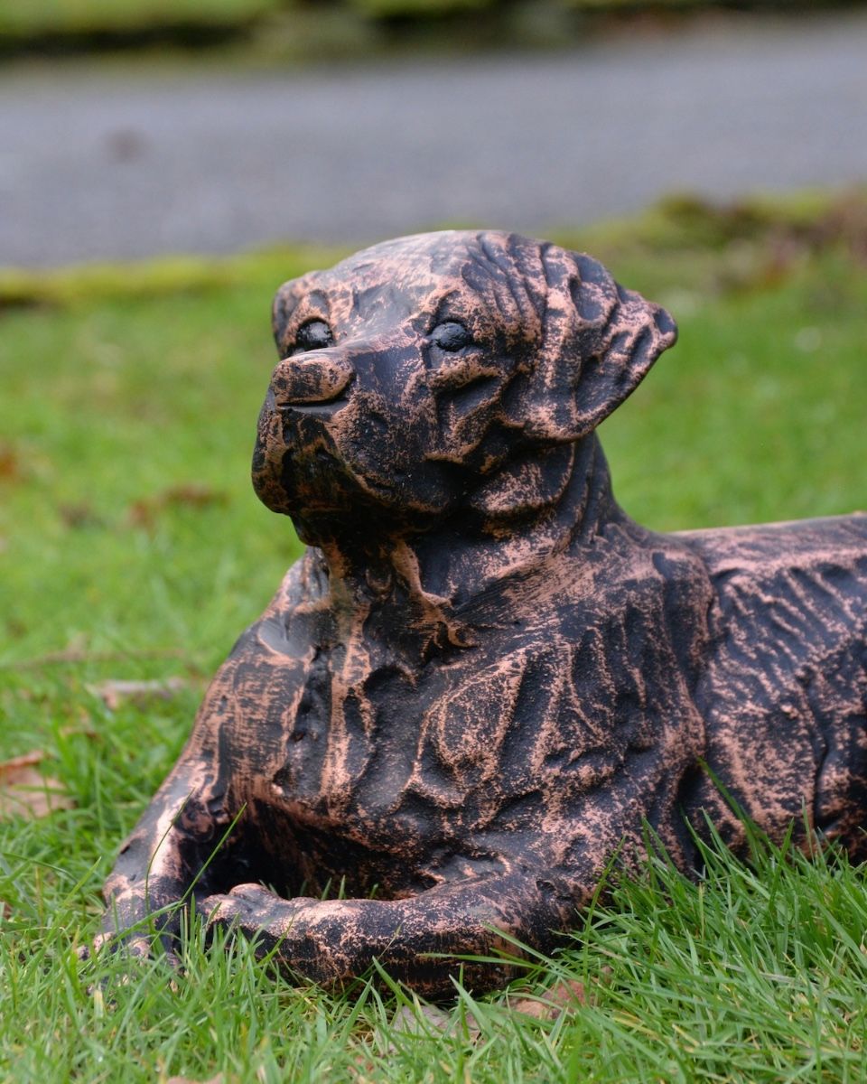 "Barney" the Labrador Cast Iron Garden Sculpture - Copper close up of head
