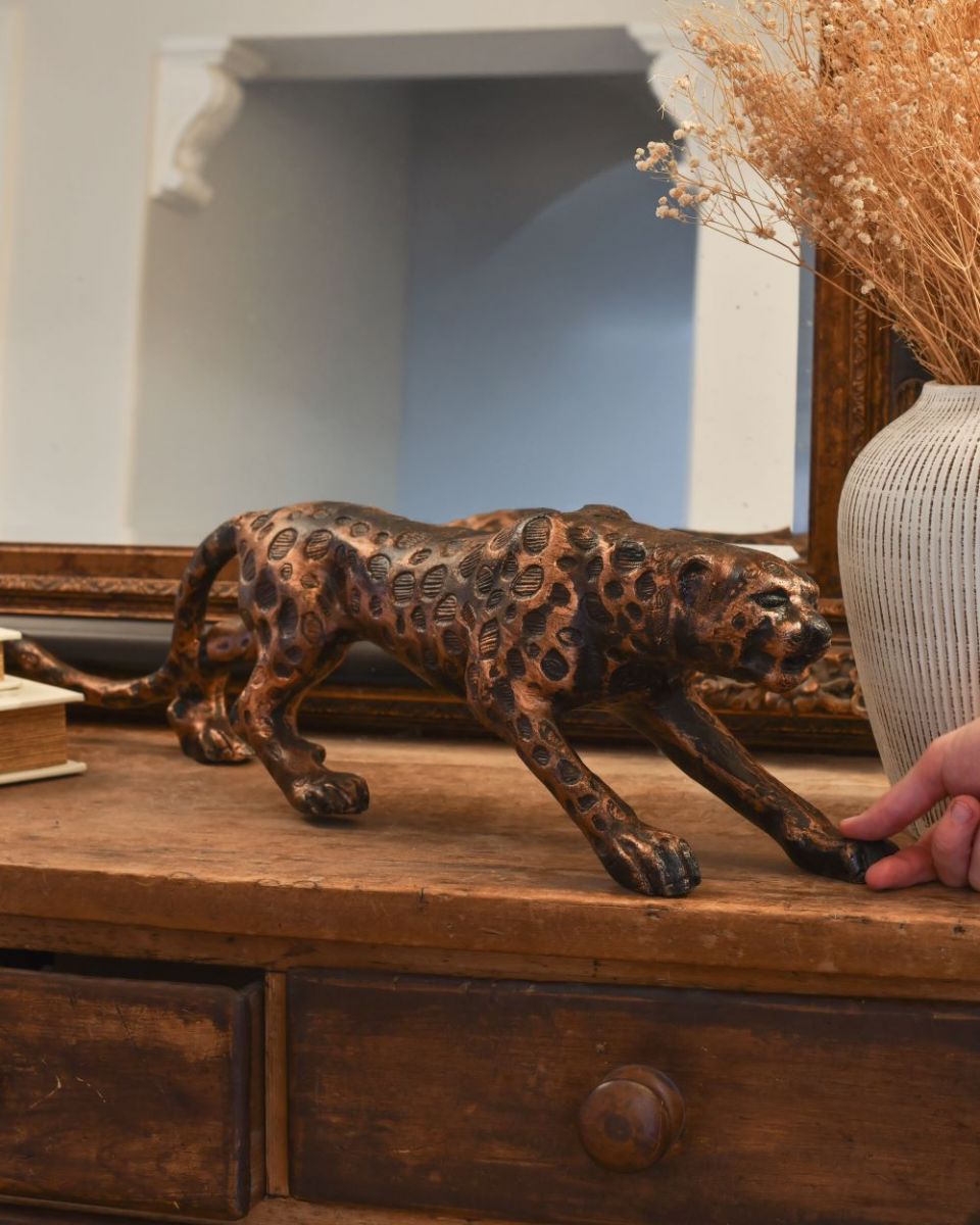 Copper Leopard sculpture scale image