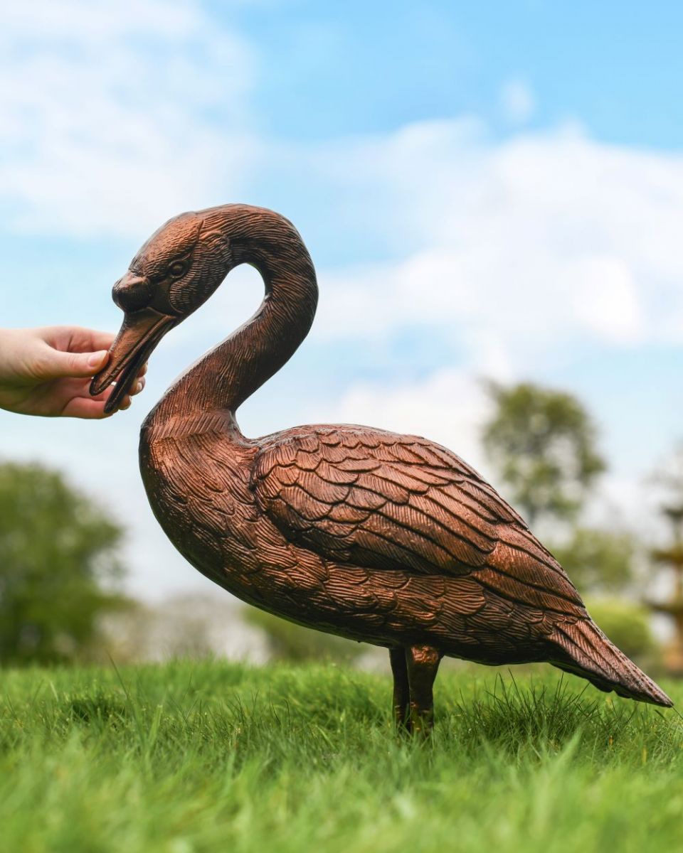 Open Beak Swan Sculpture Scale Image