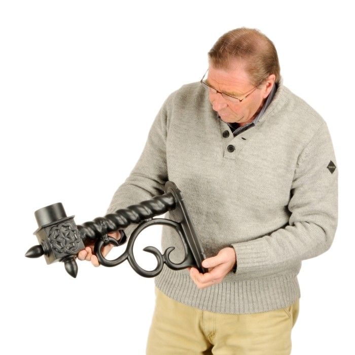 Black Ornate Royale Bracket Black Ornate Royale Bracket