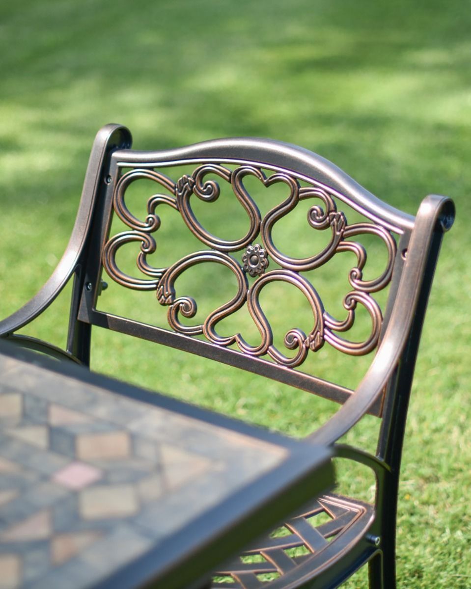 Close-up of the Traditional Scroll Heart Pattern Design on the Back of the Chair